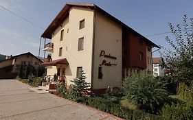 Pensiunea Maria , Floresti